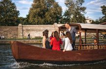 Gondola cruise The Vistula River Krakow private tour up to 12 person