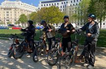 Paris by comfortable scooter – small group + photos and Guide