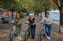 Toronto's Best Highlights Bike Tour: History & Culture