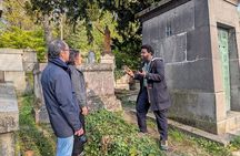 Paris: Père Lachaise Cemetery Guided Walking Tour
