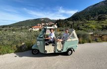 Stari Grad Private Tuk Tuk Tour with Wine Tasting