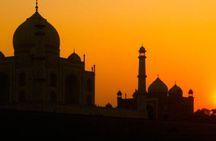 Sunrise Taj Mahal and Skip the Line from Delhi by Car