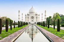 Sunrise Taj Mahal and Skip the Line from Delhi by Car