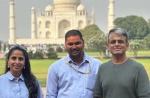 Private Tour Taj Mahal with Food Tasting and Shopping