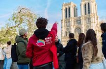 Notre Dame Ile de La Cite and Louvre Small Group Guided Tour