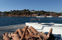 Athens Riviera Full Day Catamaran Cruise to Sounio with Lunch
