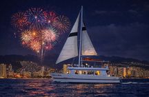 Waikiki Friday Fireworks Boat Cruise from Oahu