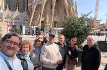 Sagrada Familia Tour: Gaudí’s Secrets (Exterior) 2026