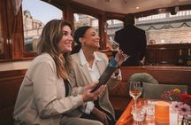 Amsterdam: 2-Hour Canal Cruise incl. Drinks & Dutch Snacks
