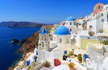 Santorini: Private 3-Hour Highlights Custom Tour with a local