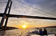 Istanbul Bosphorus Sunset Cruise by Luxury Yacht