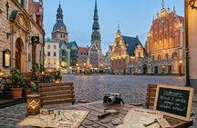 Historic Riga Private Walking Tour at Central Market Hunt
