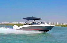 Abu Dhabi: Private Sea Ray Boat Tour with Island Escape