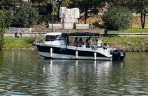 1 Hour Private Boat Rental on the Guadalquivir