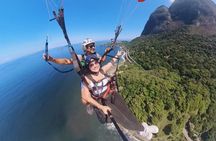 Parapente flight in the most beautiful view of Rio de Janeiro.