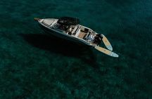 Private Premium Motor Yacht Experience to Dia Island
