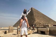 Private Giza Pyramids and Sphinx Tour