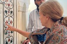 Private Day Trip to Agra in Taj Mahal and Agra Fort with Lunch