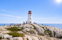 Private Peggy’s Cove and Halifax Highlights Guided Tour