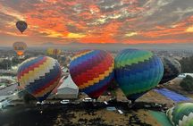 Balloon flight in Teotihuacan + Cave breakfast + Tour from CDMX