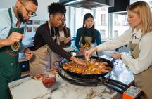 Literary Quarter Tour and Paella Cooking Class in Madrid