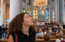 Sagrada Família Semi Private Tour with Fast Entry