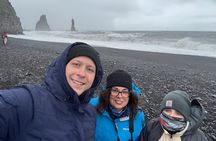 Reykjavik: Private South Coast Waterfalls, Beach and Glacier Tour