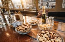 Private Romantic Canal Cruise Amsterdam with Bubbly and Snacks