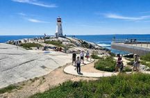 Private Halifax and Peggy Cove 5 Hour Tour with Citadel Hill