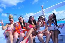 Punta Cana Hip Hop Party Boat – Live DJ, Open Bar & Ocean Vibes
