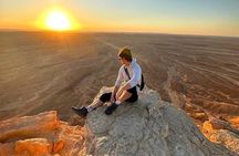 Edge of the World 4x4 Adventure Sunset and Stargazing from Riyadh