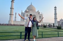 Private Luxury Same-Day Taj Mahal Tour by Flight from Mumbai