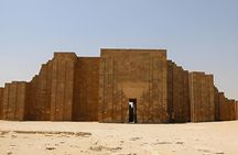 Saqqara Pyramid Private Tour by Limousine