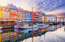 Private Walking Tour: Perfect Copenhagen Highlights & Hygge