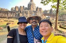 Angkor Wat Guided Tour with Ticket and Transportation