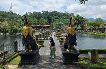 Bali Scenic Tour in Heaven Gate and Secret Waterfall Escape