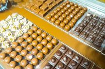 Visit 2 Chocolate factories and village of colorines, Villajoyosa