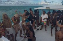 Island Boat Party with drinks