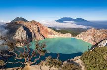 Ijen Volcano Private Tour from Bali Blue Fire and Acid Lake