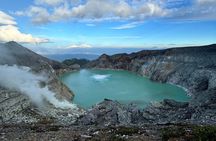 Ijen Volcano Private Tour from Bali Blue Fire and Acid Lake
