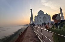 Private Taj Mahal Sunrise Tour with Entry Tickets