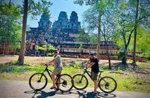 Private Angkor bicycle and Guided Temple Tour