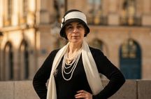 The Secrets of Coco Chanel : Unraveling the Fashion Icon