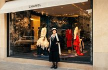 The Secrets of Coco Chanel : Unraveling the Fashion Icon