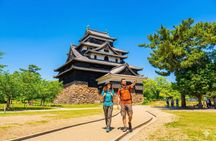2 Hours Matsue Castle Walking Tour with Entry Ticket