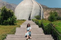 Bahai Temple and Santa Carolina Vineyard Tour in Santiago