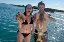 Private Yacht Charter Turks and Caicos Snorkeling and Drinks