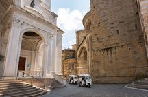 Tour in Tuk Tuk in Bergamo, Upper Town and the ancient Venetian walls