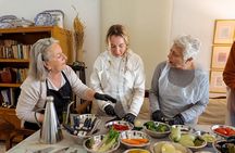 Santorini: Grandma Greek Cooking Class in Oia