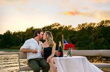 1 Hour Private Electric Duffy Cruise on Lake Austin
